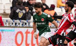 Sivasspor Ümraniyespor'u tek golle geçti