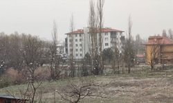 Çankırı'nın yüksek kesimlerine kar yağdı
