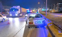 Kırıkkale'de tırla otomobil çarpıştı: 3 yaralı