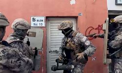 Adana'da Uyuşturucu Hap Üretilen Depoya Operasyon