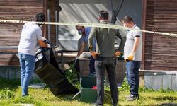 Antalya'da Parkta Ceset Bulundu