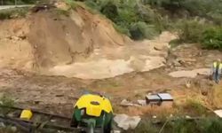 Mersin'de sağanak hayatı olumsuz etkiledi