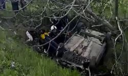 Samsun'da otomobil şarampole devrildi