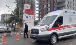 Şanlıurfa'da iki otomobil çarpıştı