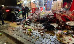 Sivas’ta kontrolden çıkan otomobil iş yerlerine çarptı