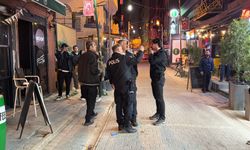 Sokak ortasında bıçaklı kavga