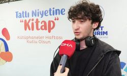 Ümraniye'de yüzlerce öğrenciye kitap hediye edildi