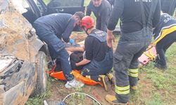 Konya'da otomobil devrildi: 2 yaralı
