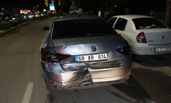 Aksaray'da aynı yöne giden otomobiller çarpıştı; 6 yaralı