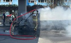 Ankara'da hareket halindeki kamyonet alev aldı
