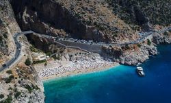 Antalya'da bayram yoğunluğu: Belek ve Kundu’daki oteller doldu