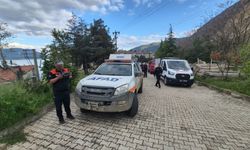 Dağlık alanda mahsur kalan çocuklar kurtarıldı
