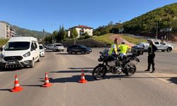 Fünye ile patlatılan poşetin içinden battaniye çıktı