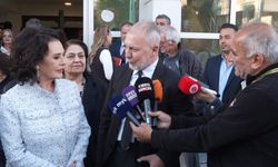 Hülya Koçyiğit'e KKTC'de büyük ilgi