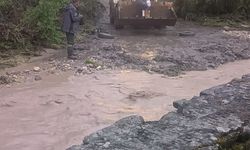Karabük'te sağanakta mahsur kalan kişiler kurtarıldı