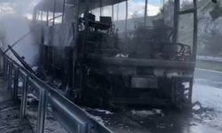 Mersin'de otoyolda yolcu otobüsü yandı