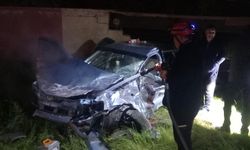 Muş'ta Otomobil Takla Attı