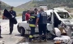 Nurdağı’nda TIR Otomobile Çarptı: 2 Ölü, 2 Yaralı