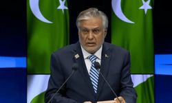 Pakistan Dışişleri Bakanı Dar, resmi temaslar için ABD'ye gitti