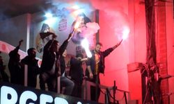 Taksim Meydanı'nda Şampiyonluk Kutlamasında Kavga