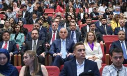 'Türkçe, Tarihle Yaşıt Medeniyet Yürüyüşünün Sesidir'