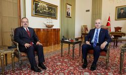 Çiçeği Burnunda Ankara Valisi, Kurtulmuş'u Ziyaret Etti