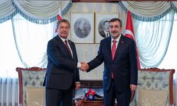 Cevdet Yılmaz Ünal Üstel ile bir araya geldi