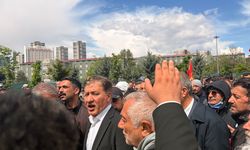 Bakanlık ile görüşme sonrası vekiller genel merkezde