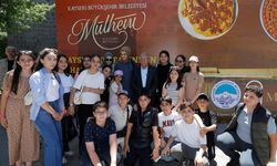 Başkan Büyükkılıç, Tarihi Kayseri Kalesi'nde Vatandaşla Buluştu