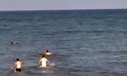 Adana'da denizde boğulma tehlikesi geçirdiler