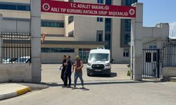 Bariyerlere çarpan motosiklet sürücüsü öldü