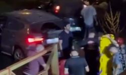 Bursa'da 2 otomobil dereye uçtu!