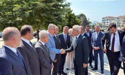 "10 gün maaşların yatmadığı zamanları biliriz"