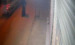 Adana’da kara çarşaf giyip iş yerini kurşunladı!