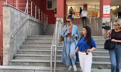 Deniz Akkaya kimden şikayetçi oldu?