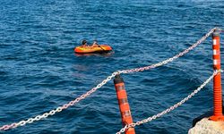 Denizde sürüklenen botu Sahil Güvenlik ekipleri kurtardı
