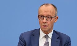 Friedrich Merz Almanya'nın ABD'den Tomahawk füzeleri satın alacağını duyurdu