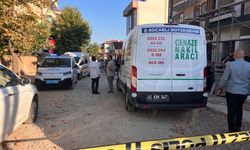 İnşaat iskelesinden düşen işçi kurtarılamadı