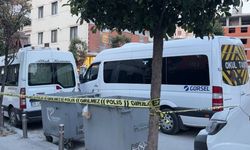 Servis minibüsünün çarptığı yaya hayatını kaybetti