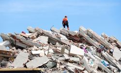 "Venezuela'da 58 bin 870 bina depremden etkilendi"