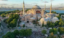 Duran'dan Ayasofya paylaşımı