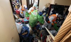 Talas'ta bir evden 5 kamyon çöp çıkarıldı