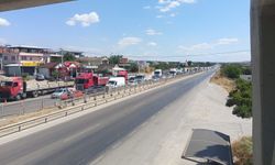 Anız yangını, trafiği aksattı