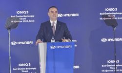 Bakan Kacır duyurdu: Türkiye'de elektrikli otomobil üretiminde yeni dönem başlıyor