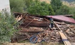 Kastamonu’da 2 katlı köy evi çöktü; 5 yaralı