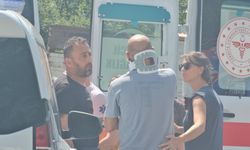Zonguldak'ta halk otobüsü ve otomobil çarpıştı