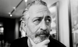 Cem Yılmaz, Ayvacık’ta rahatsızlanarak hastaneye kaldırıldı