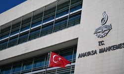 AYM'den Yeni Parti'ye 1 aylık süre