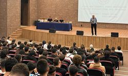 Eskişehir'de öğrencilere uyum toplantısı