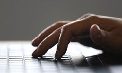 Yasa dışı 417 internet sitesine erişim engeli getirildi